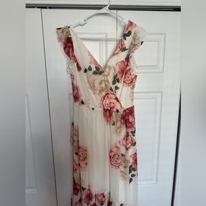 Premier Amour Floral Maxi Dress